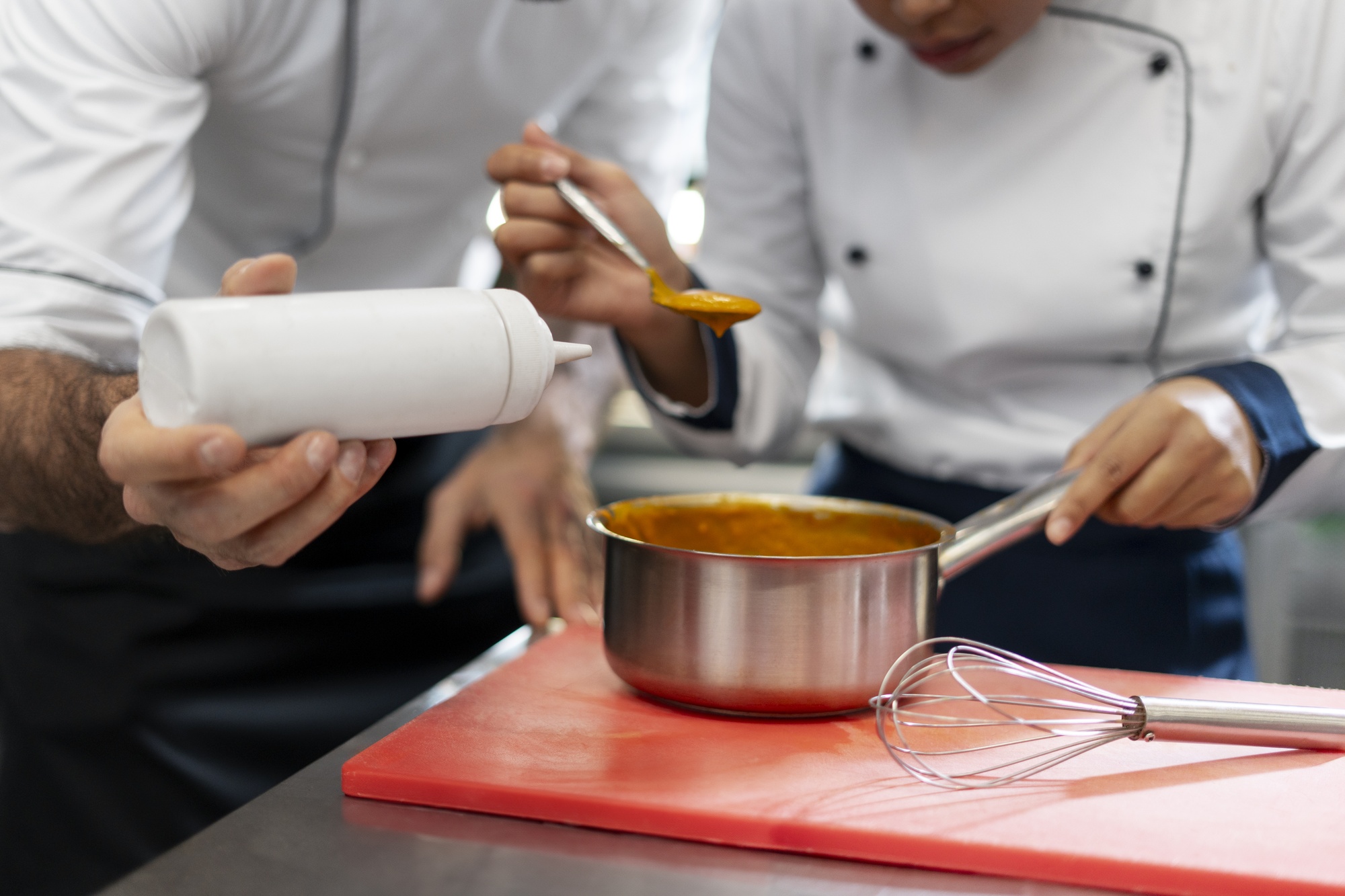 Workshop with chefs tasting sauces